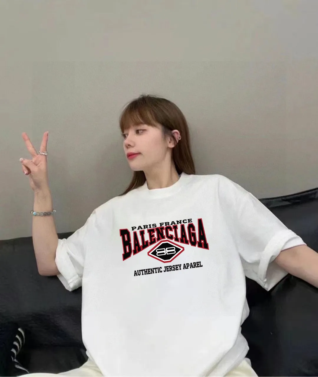 P80✨🔥 BALENCIAGA Paris lettering printed short-sleeved T-shirt, custom-woven and dyed 280g combed cotton heavyweight fabric, zero color difference in thread, perfect details, different from the current version on the market, welcome to compare, Same Style for men and women, must-sell in the picture above Color: White Black Size: 1 2 3 4